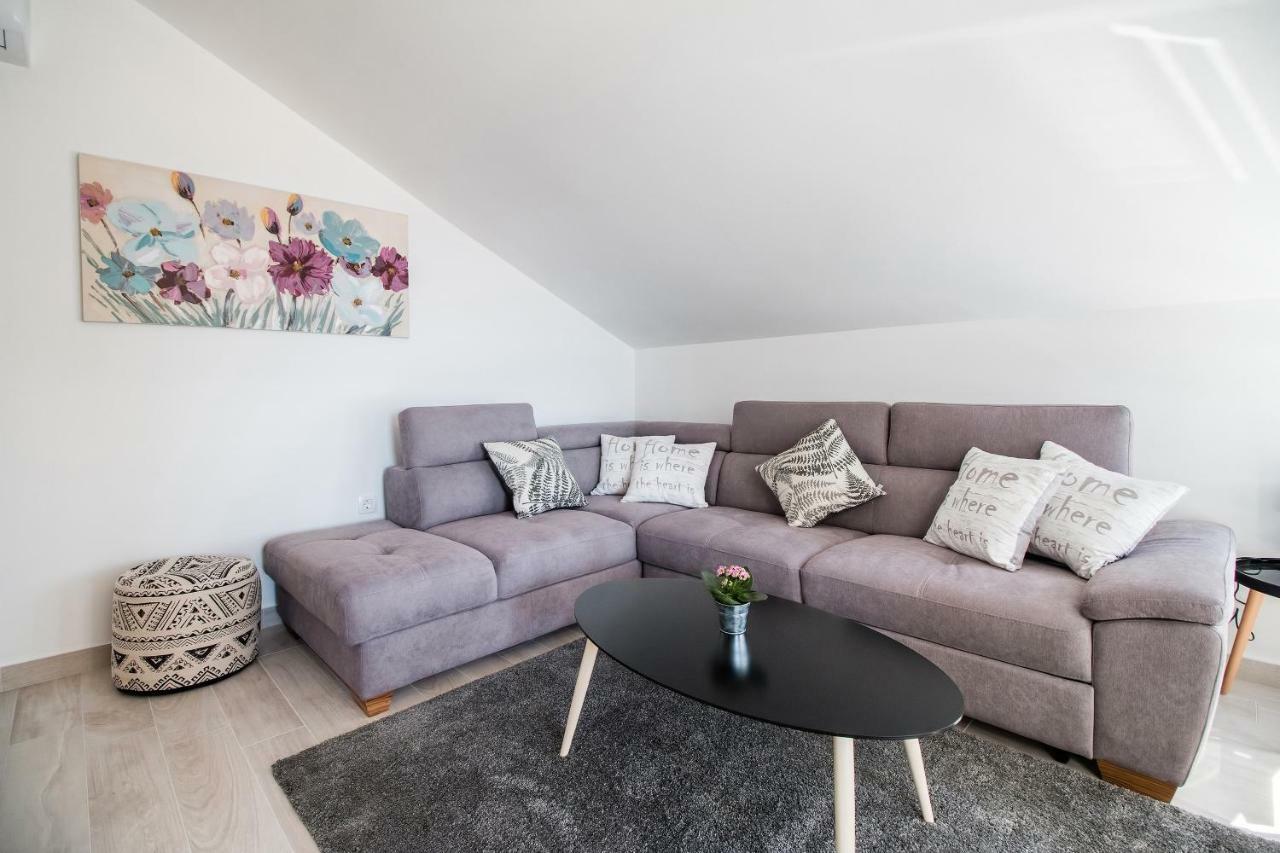 Apartment Hera With Balcony And Free Parking Zadar Ngoại thất bức ảnh